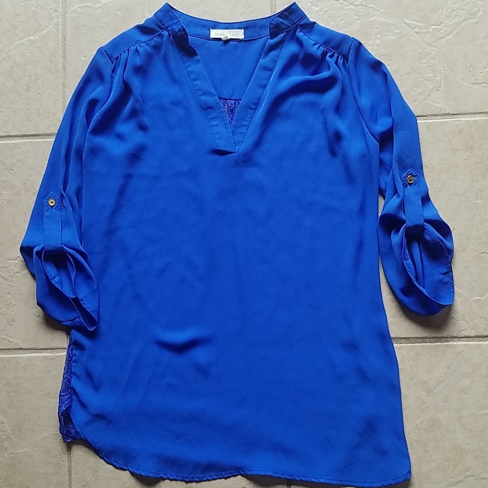 Pretty blue top with lace back